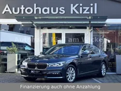 Grau Gebraucht 2018 BMW 750 Exclusive Limousine | 44.811 € (Fairer Preis)
