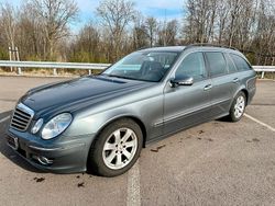 Blau Gebraucht 2006 Mercedes E280 Avantgarde Kombi | 4.500 € (Fairer Preis)