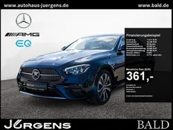 Blau metalliclack nautikblau Gebraucht 2022 Mercedes E300 AMG Limousine | 44.490 € (Etwas zu teuer)