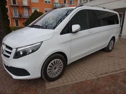 Weiß Gebraucht 2021 Mercedes V220 Van / Kleinbus | 39.990 € (Guter Preis)