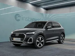 Grau Gebraucht 2025 Audi Q5 SUV | 66.449 € (Fairer Preis)