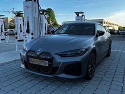 Braun Gebraucht 2023 BMW i4 Performance Limousine | 54.990 € (Fairer Preis)