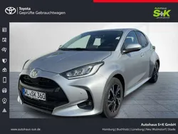 Shimmering silver metallic (silber) Neu 2025 Toyota Yaris Kleinwagen | 27.990 € (Etwas zu teuer)
