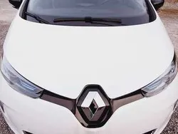 Arktisweiß Gebraucht 2017 Renault Zoe Intens Kleinwagen | 7.500 € (Fairer Preis)