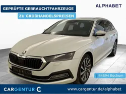 Moon weiss perleffekt Gebraucht 2021 Skoda Octavia Style Kombi | 18.507 € (Fairer Preis)