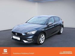 Grau Gebraucht 2024 Seat Leon FR Limousine | 25.650 € (Guter Preis)