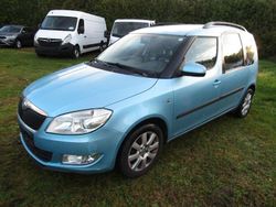 Blau Gebraucht 2012 Skoda Roomster Ambition Van / Kleinbus | 1.700 € (Superpreis)