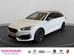 Weiss Gebraucht 2022 Cupra Leon VZ Kombi | 26.980 € (Teuer)