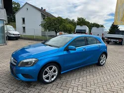 Blau Gebraucht 2015 Mercedes A180 Urban Limousine | 8.700 € (Superpreis)
