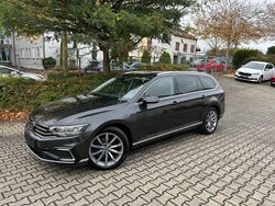 Grau Gebraucht 2022 VW Passat GTE Kombi | 22.980 € (Guter Preis)