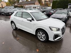 Weiß Gebraucht 2023 Audi Q2 S-Line SUV | 20.990 € (Fairer Preis)