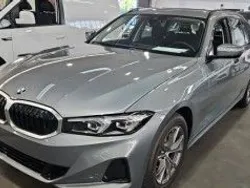 Grau Gebraucht 2023 BMW 320 Shadowline Limousine | 35.799 € (Superpreis)
