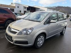 Pannacotta Gebraucht 2006 Opel Zafira Edition Van / Kleinbus | 6.999 € (Teuer)