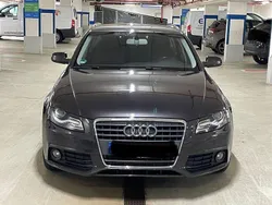 Grau Gebraucht 2011 Audi A4 Ambiente Kombi | 8.380 € (Guter Preis)