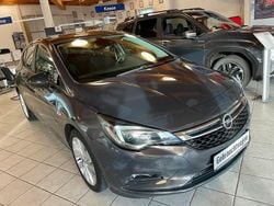 Grau Gebraucht 2016 Opel Astra Edition Limousine | 8.900 € (Guter Preis)