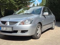 Grau Gebraucht 2005 Mitsubishi Lancer Limousine | 2.000 €