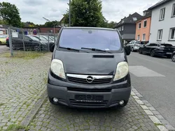 Schwarz Gebraucht 2009 Opel Vivaro Van | 9.999 € (Fairer Preis)