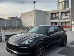Schwarz Gebraucht 2019 Porsche Cayenne SUV | 37.000 € (Etwas zu teuer)