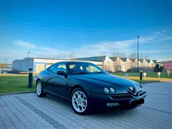 Schwarz Gebraucht 2002 Alfa Romeo GTV Coupé | 11.500 €