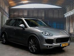 Grau Gebraucht 2015 Porsche Cayenne S E-Hybrid Sport SUV | 20.950 € (Fairer Preis)