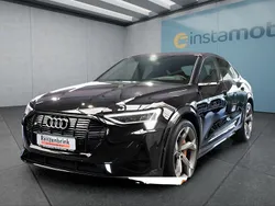 Schwarz Gebraucht 2022 Audi e-tron SUV | 57.599 €