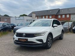 Weiß Gebraucht 2021 VW Tiguan Active SUV | 19.995 € (Etwas zu teuer)