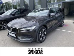 Gebraucht 2023 Volvo V60 CC Kombi | 36.990 € (Etwas zu teuer)