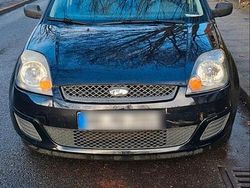 Schwarz Gebraucht 2006 Ford Fiesta Kleinwagen | 1.650 € (Fairer Preis)