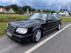 Schwarz Gebraucht 1993 Mercedes E320 AMG Cabrio | 39.900 €