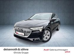 Brillantschwarz Gebraucht 2022 Audi e-tron Comfort SUV | 29.260 € (Fairer Preis)