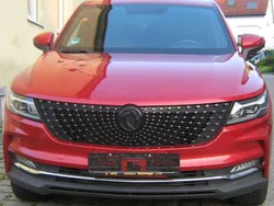 Rot Gebraucht 2020 DFSK Fengon SUV | 11.950 €
