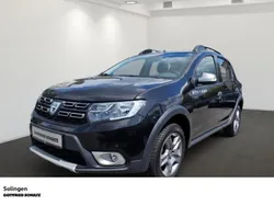 Schwarz Gebraucht 2017 Dacia Sandero Deal Kleinwagen | 10.550 € (Fairer Preis)