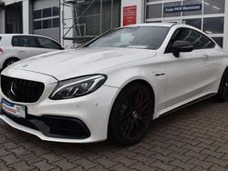 Weiß Gebraucht 2017 Mercedes C63S AMG AMG Coupé | 51.990 € (Guter Preis)