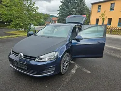 Blau Gebraucht 2016 VW Golf VII Allstar Limousine | 9.500 €