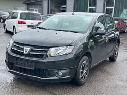 Schwarz Gebraucht 2013 Dacia Sandero Lauréate Kleinwagen | 2.500 € (Superpreis)