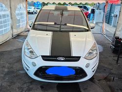 Weiß Gebraucht 2010 Ford S-MAX S Van / Kleinbus | 4.800 € (Etwas zu teuer)