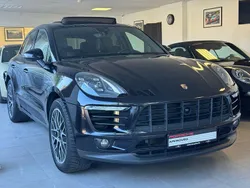 Tiefschwarz Gebraucht 2016 Porsche Macan SUV | 23.990 €