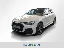 Gletscherweiß Gebraucht 2025 Audi A1 Sportback Ambiente Kleinwagen | 34.450 € (Teuer)