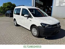 Weiß Gebraucht 2020 VW Caddy Beach Van / Kleinbus | 17.990 € (Teuer)