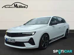 Arktisweiß Gebraucht 2024 Opel Astra Kombi | 26.718 € (Fairer Preis)