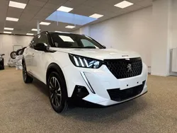 Weiß Gebraucht 2021 Peugeot 2008 GTi SUV | 19.990 € (Fairer Preis)