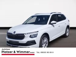Weiß Neu 2025 Skoda Kamiq Selection SUV | 27.490 € (Fairer Preis)