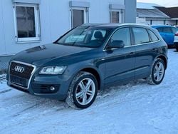 Grau Gebraucht 2010 Audi Q5 Comfort SUV | 13.490 € (Teuer)