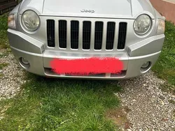 Grau Gebraucht 2010 Jeep Compass SUV | 2.500 €