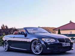 Schwarz Gebraucht 2011 BMW 330 Cabriolet M Sport Cabrio | 19.850 € (Fairer Preis)