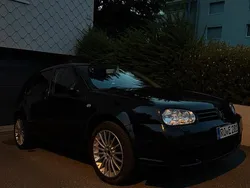 Schwarz Gebraucht 2001 VW Golf IV Kleinwagen | 2.500 € (Teuer)