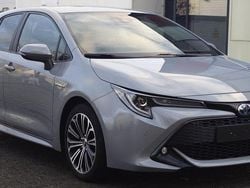 Grau Gebraucht 2019 Toyota Corolla Hybrid Club Limousine | 19.400 € (Fairer Preis)