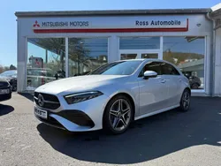 Silber Gebraucht 2023 Mercedes A220 AMG line Limousine | 32.990 € (Guter Preis)