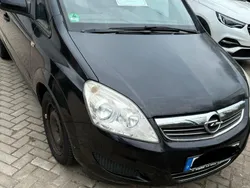 Schwarz Gebraucht 2009 Opel Zafira Van / Kleinbus | 2.000 € (Superpreis)