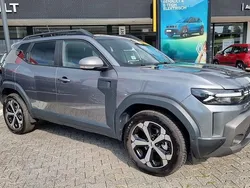 Grau Gebraucht 2024 Dacia Duster Journey SUV | 27.970 € (Fairer Preis)